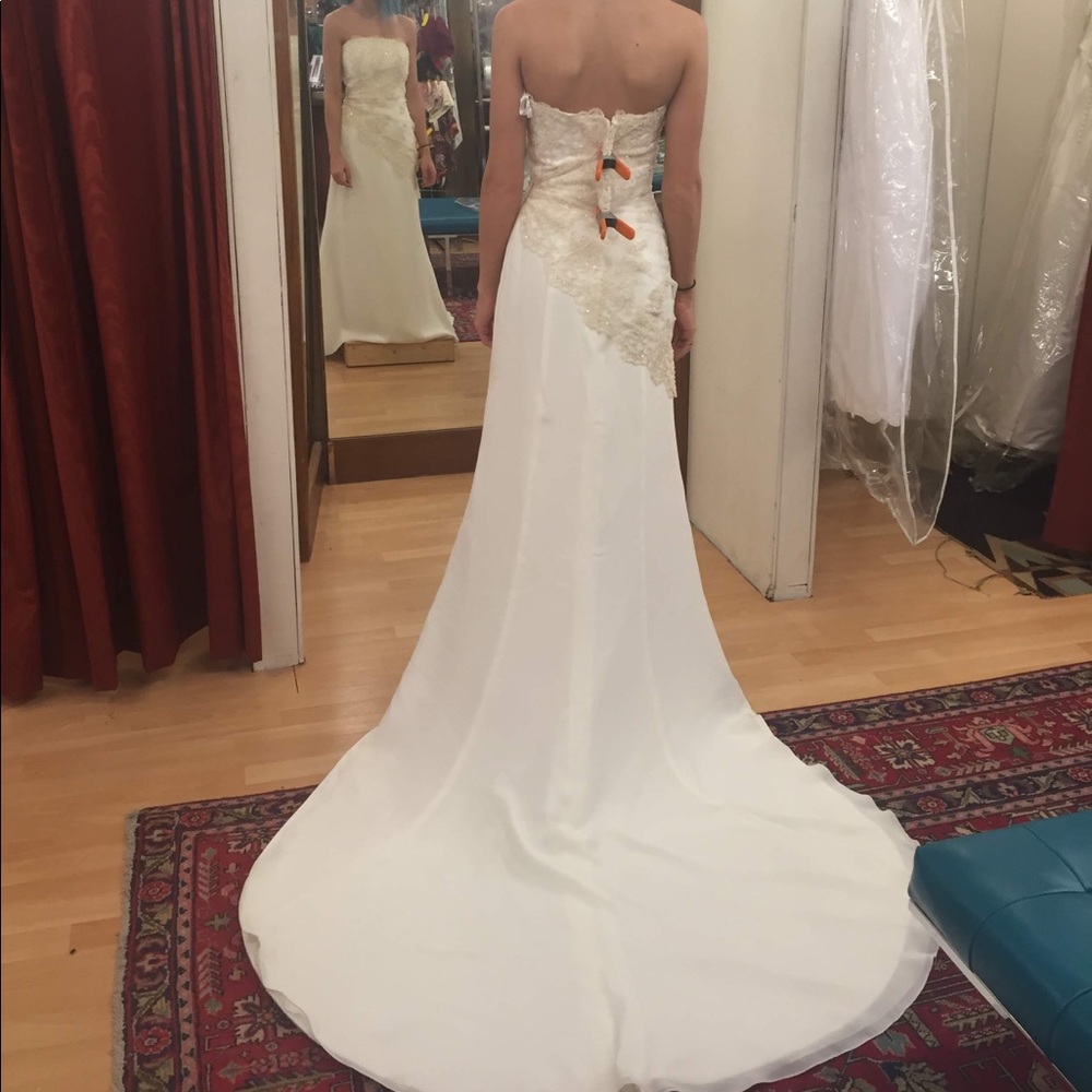 Vintage Bridal/Wedding Gown